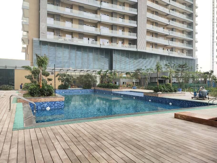 Countryside Luxury Suites - Supernova Noida Nova Deli Exterior foto